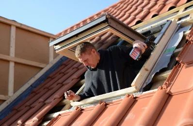 Pose de fenêtres de toit Velux à Omblèze